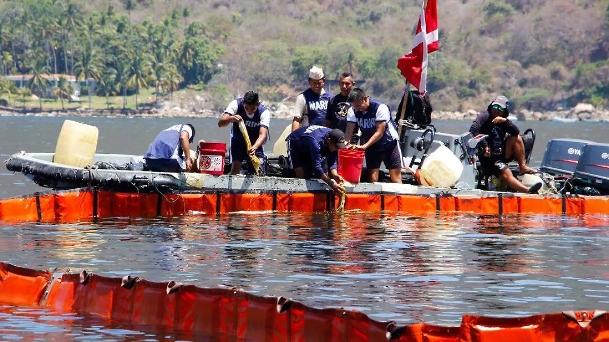 contaminacion bahi puerto marques